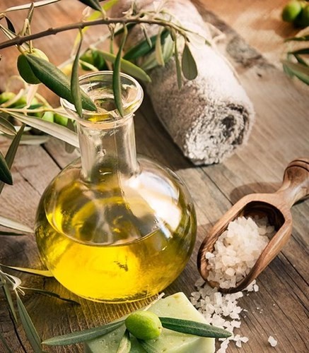 Tự chế mặt nạ dưỡng da tay hoàn hảo trong mùa đông - ảnh 1