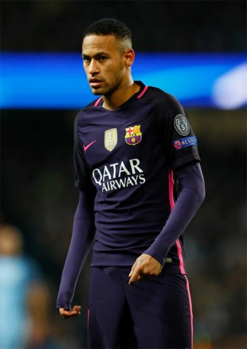 Ancelotti đề cử hai cầu thủ thay thế Messi và Ronaldo - ảnh 1
