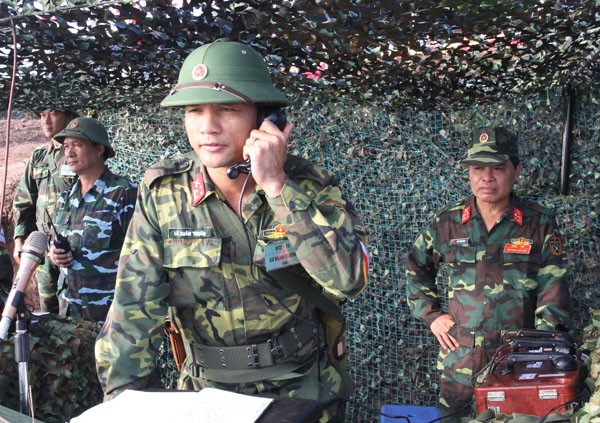 Cận cảnh bộ binh, không quân Việt Nam bắn chiến đấu - ảnh 4