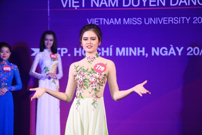 nữ sinh viên việt nam duyên dáng - ảnh 4