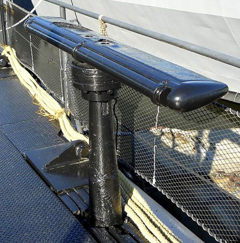Cận cảnh boong tàu ngầm USS Lionfish từng giao chiến với tàu Nhật - ảnh 7