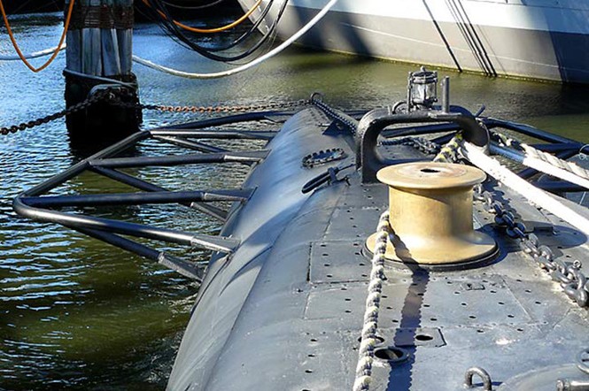 Cận cảnh boong tàu ngầm USS Lionfish từng giao chiến với tàu Nhật - ảnh 9
