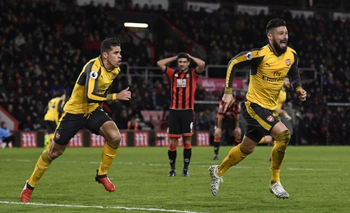 HLV Wenger nói gì sau trận hoà 'điên rồ' với Bournemouth? - ảnh 1
