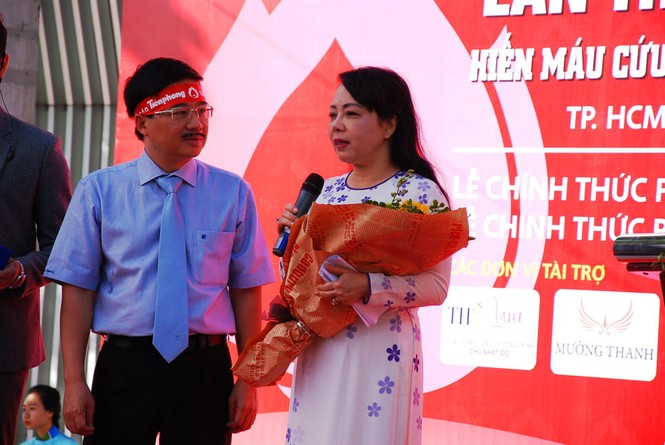 Chủ Nhật Đỏ 2017, Báo Tiền Phong - ảnh 1