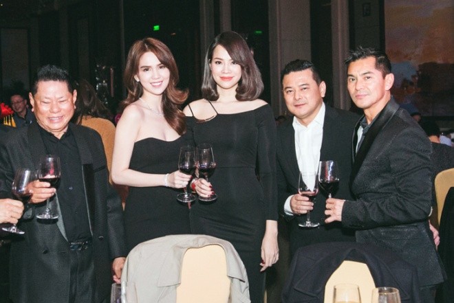 Ngọc Trinh dự tiệc cùng gia đình tỷ phú Hoàng Kiều - ảnh 3