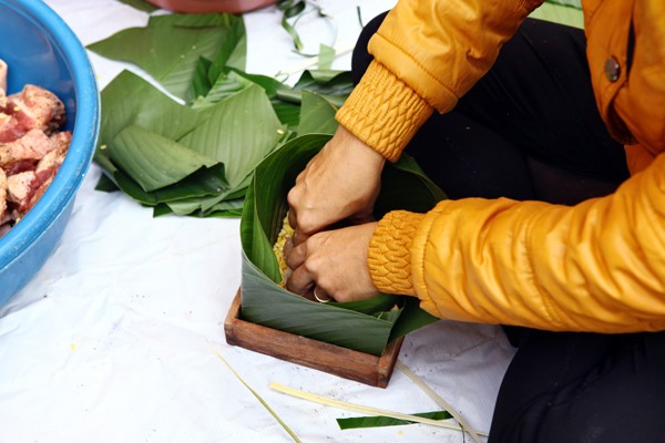 1.000 'tấm bánh nghĩa tình' ấm lòng người khó khăn - ảnh 5
