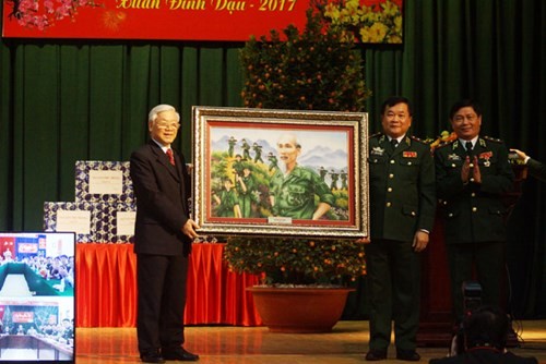 Tổng Bí thư thăm Bộ Tư lệnh Bộ đội Biên phòng - ảnh 3