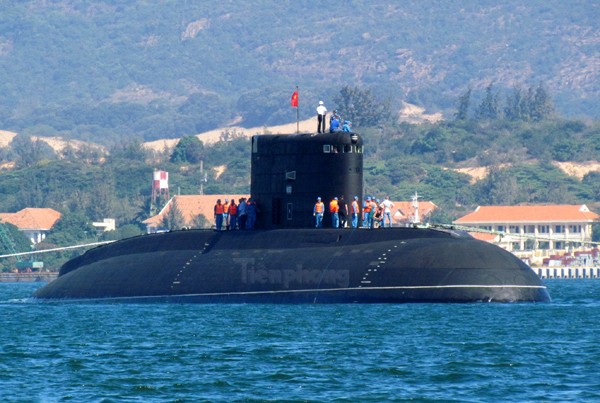 Toàn cảnh 6 tàu ngầm kilo đã về Cam Ranh - ảnh 2