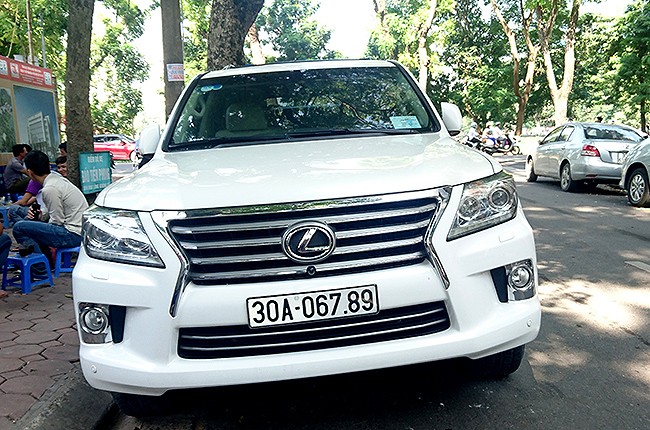 Tận thấy những biển số ô tô siêu đẹp trên đường phố Hà thành - ảnh 5