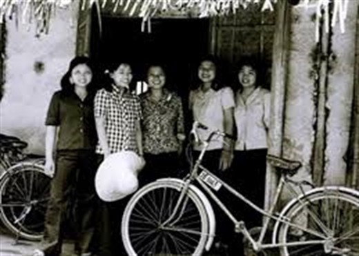 Ảnh ấn tượng về những chiếc xe đạp một thời gian khó - ảnh 10