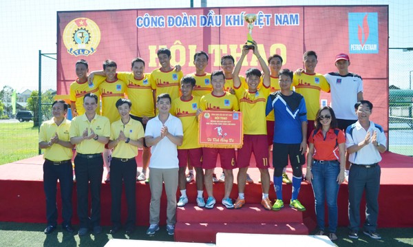KCM lần thứ 6 vô địch bóng đá hội thao dầu khí khu vực đồng bằng Sông Cửu Long - ảnh 5