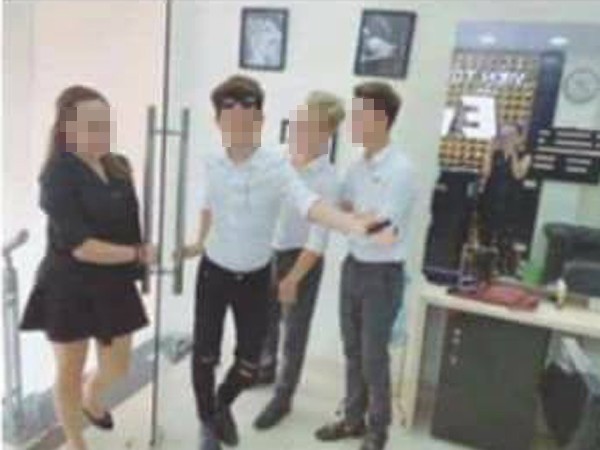 Bóc mẽ cô gái trẻ rửa chân trong xô trà đá xong rót bán cho hàng loạt khách - ảnh 5
