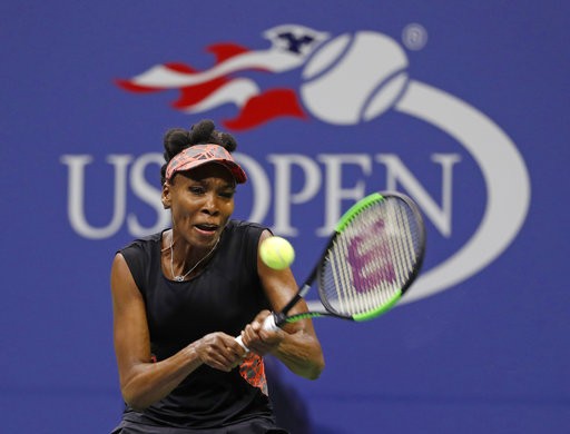 'Lão tướng' Venus Williams gục ngã ở bán kết - ảnh 1