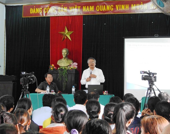 Đối thoại với dân bế tắc, Sở TN-MT vẫn đề nghị cho doanh nghiệp xả thải - ảnh 2