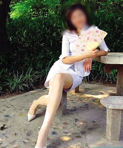 Chàng trai trẻ bị lừa suốt 9 năm bởi bà nội trợ giả làm tiếp viên hàng không - ảnh 1