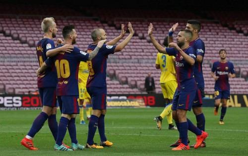 HLV Wenger nói gì về khả năng Barca gia nhập Ngoại hạng Anh? - ảnh 1