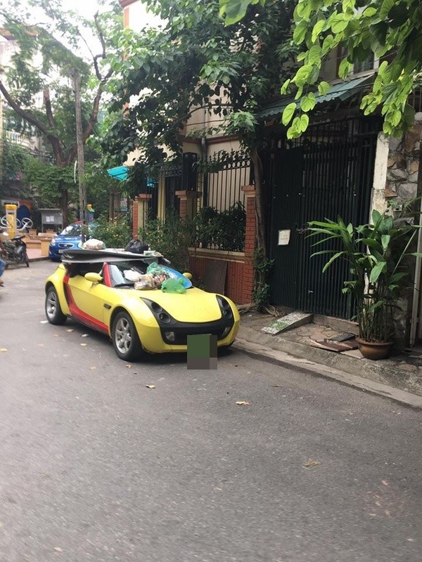 Chủ nhà tặng quà cho chủ xe Smart Roadster bị dân mạng ném đá - ảnh 2