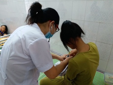 Giãi bày nhói lòng của mẹ trẻ 9X gửi con đi ăn sáng rồi bỏ lại - ảnh 1