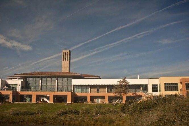 10 đại học hàng đầu về số nhà khoa học đạt giải Nobel - ảnh 9