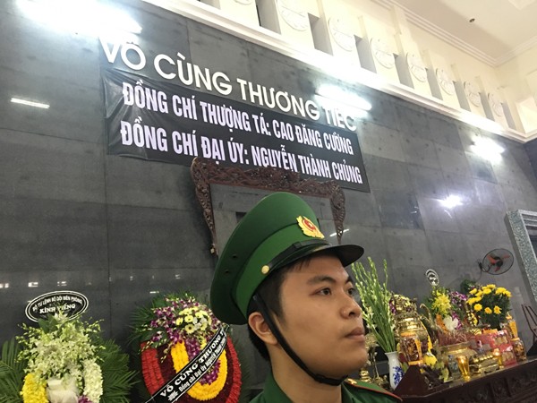 Truy điệu 2 chiến sỹ biên phòng bị lũ cuốn - ảnh 2