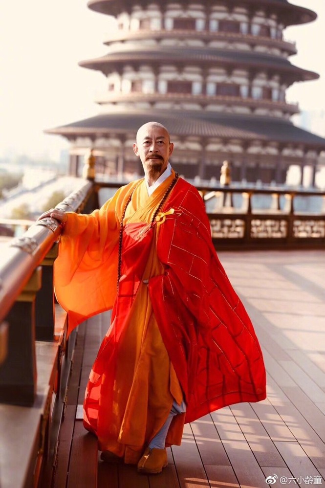 58 tuổi, “Tôn Ngộ Không” Lục Tiểu Linh Đồng bị chê “điên rồ” khi hóa Đường Tăng - ảnh 1