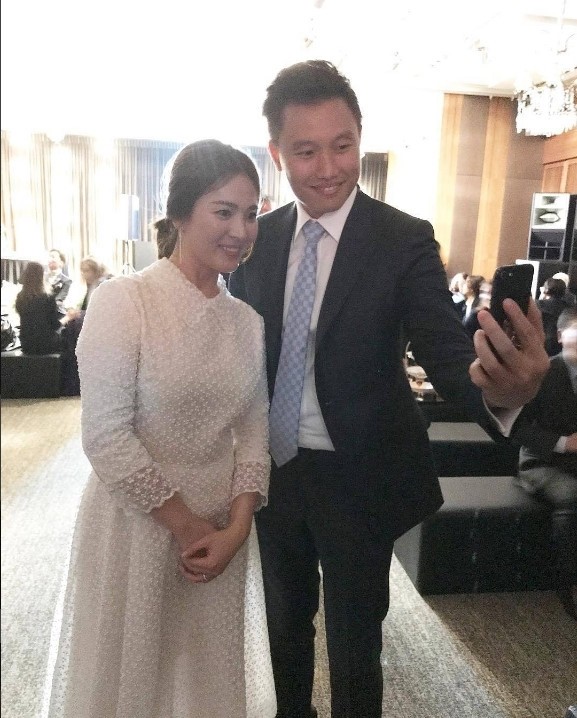 Tăng cân trông thấy, Song Hye Kyo bị nghi mang bầu - ảnh 1