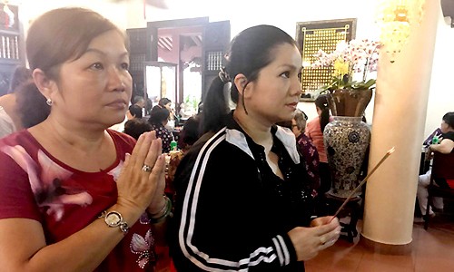 Gia đình cố nghệ sĩ Út Bạch Lan từ chối làm hồ sơ NSND cho bà - ảnh 2