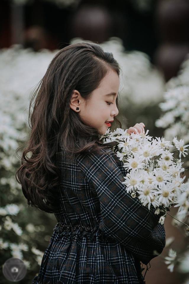 Bé gái được ví như tiểu Chi Pu xinh đẹp đốn tim cư dân mạng - ảnh 3