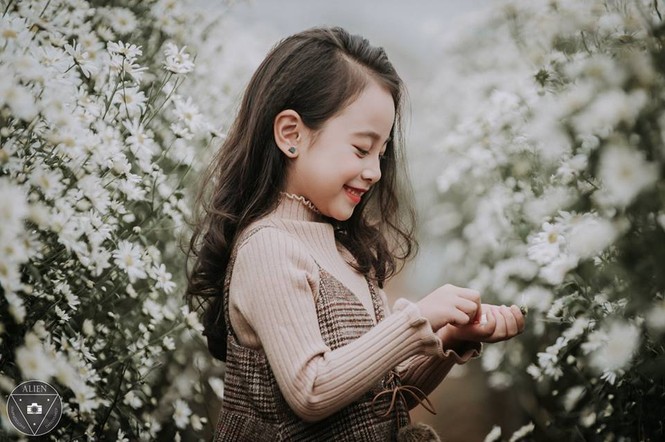 Bé gái được ví như tiểu Chi Pu xinh đẹp đốn tim cư dân mạng - ảnh 5