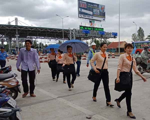 Giờ phút bình yên ở trạm BOT Cai Lậy sau chuỗi ngày 'sóng gió' - ảnh 2