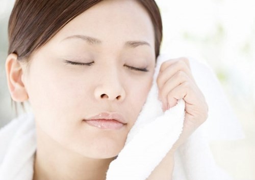 Bí quyết để làn da mịn mướt tránh khô nẻ trong mùa đông - ảnh 2