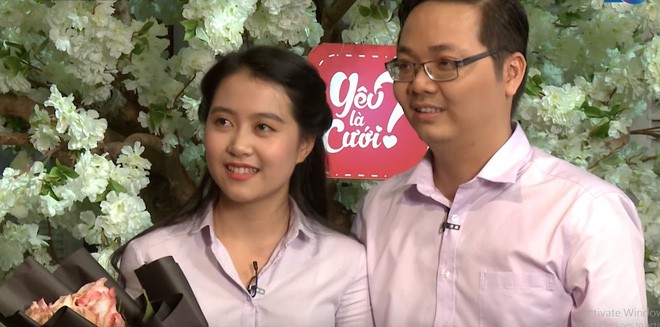 Cô sinh viên xinh như búp bê và mối tình bí mật với người thầy - ảnh 3