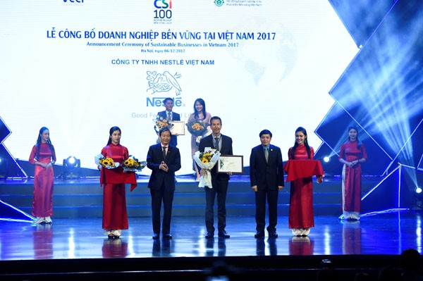 Nestlé Việt Nam được xếp hạng doanh nghiệp phát triển bền vững 2017 - ảnh 1