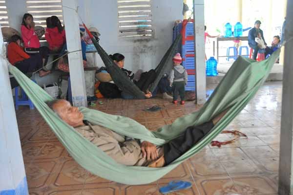 'Tránh bão để giữ tính mạng, còn tài sản từ từ kiếm lại' - ảnh 2