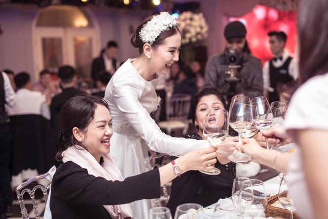 MC Mai Ngọc hóa công chúa sang chảnh trong tiệc sinh nhật - ảnh 2