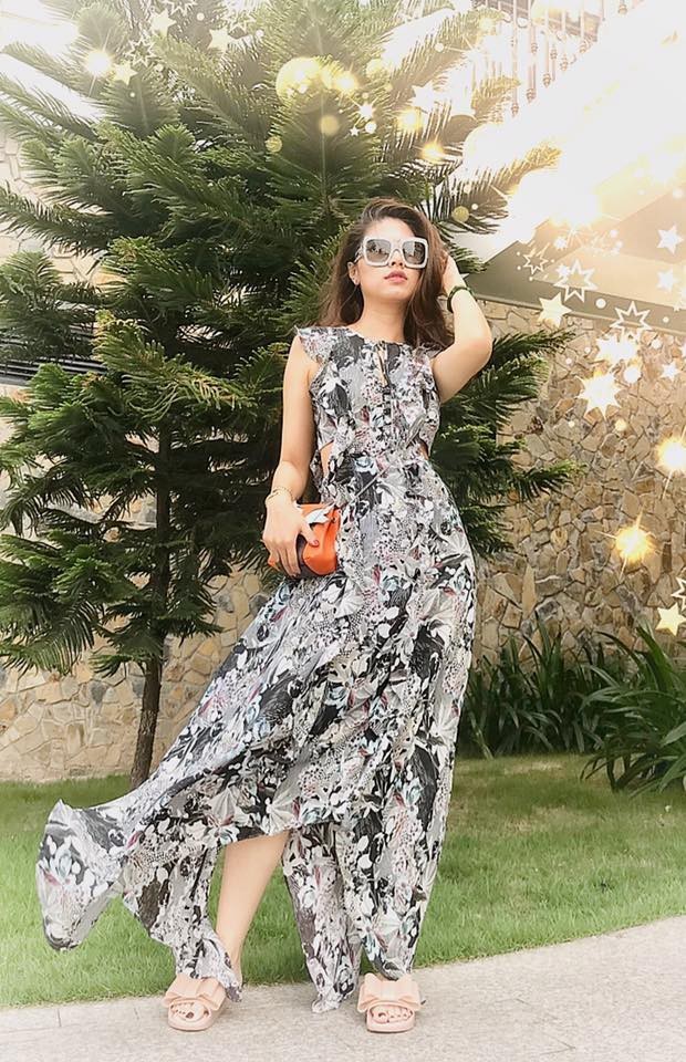 BTV Ngọc Trinh hút mắt bởi gu thời trang sành điệu - ảnh 3