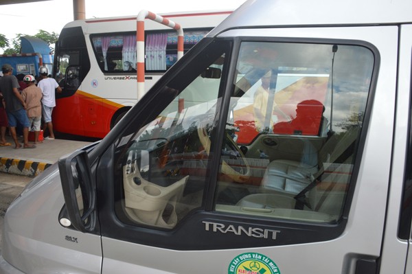 BOT Sóc Trăng xả trạm nhưng xe không lưu thông - ảnh 1