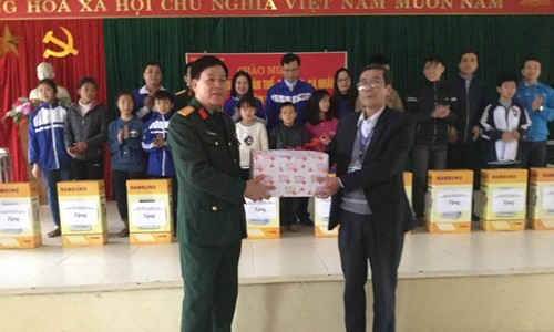 Lạng Sơn: Thắt chặt đoàn kết tuổi trẻ quân dân trên tuyến biên giới - ảnh 3