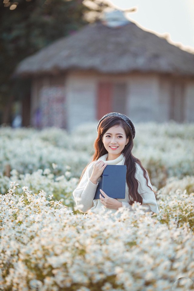 Ngất ngây trước vẻ đẹp tinh khôi của cô giáo đẹp nhất nhì Hà Nội - ảnh 11