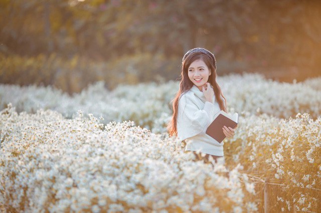 Ngất ngây trước vẻ đẹp tinh khôi của cô giáo đẹp nhất nhì Hà Nội - ảnh 12