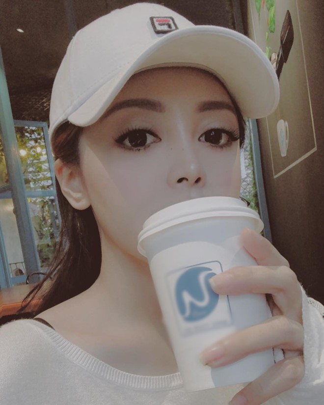 Nhìn gần cô gái xinh đẹp được cho là bạn gái mới của Soobin Hoàng Sơn - ảnh 1