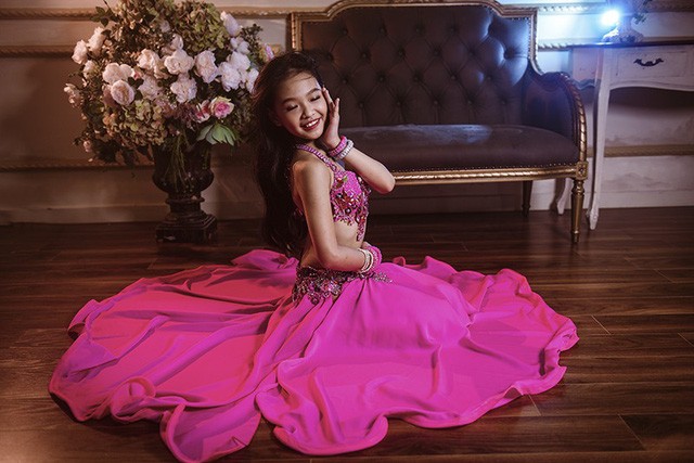 Vũ khúc bellydance quyến rũ của cô bé 11 tuổi Hà thành - ảnh 7