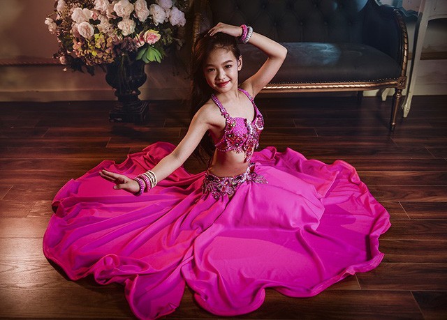 Vũ khúc bellydance quyến rũ của cô bé 11 tuổi Hà thành - ảnh 5