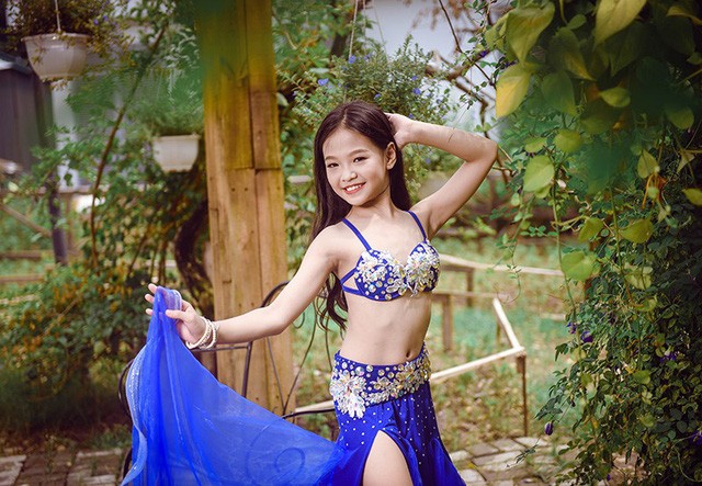 Vũ khúc bellydance quyến rũ của cô bé 11 tuổi Hà thành - ảnh 6