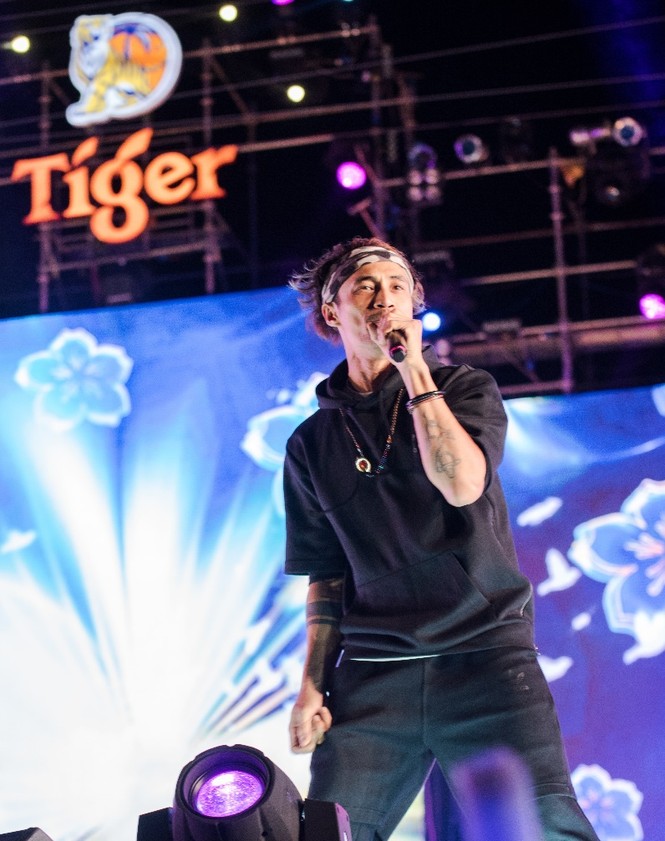 Fan ở Nha Trang háo hức 'quẩy' cùng Mỹ Tâm trong Tiger Remix - ảnh 6