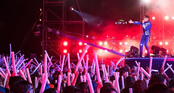 Fan ở Nha Trang háo hức 'quẩy' cùng Mỹ Tâm trong Tiger Remix - ảnh 7