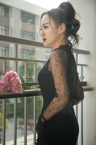 BTV Hoài Anh khác lạ, sành điệu khi không lên sóng - ảnh 5