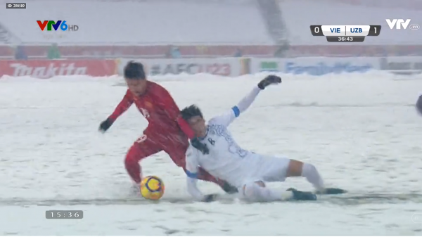U23 Việt Nam thực sự hóa anh hùng - ảnh 4