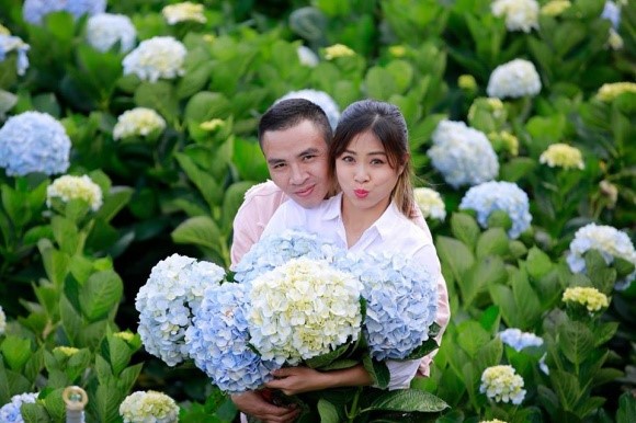 MC Nguyễn Hoàng Linh ngọt ngào tình tứ bên bạn trai - ảnh 6