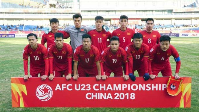 Những lần diện đồ tập thể 'đốn tim' chị em của U23 Việt Nam - ảnh 1
